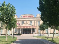 -飞鱼婚纱摄影(宏福大厦店)