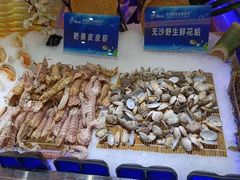 -锤头鲨毛肚海鲜烤肉自助餐厅(国购广场店)
