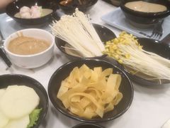 -潮十三潮汕砂锅粥(高新四路大都荟店)