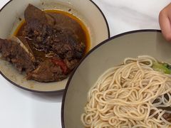 -粉观右江西鲜辣米粉(天地店)