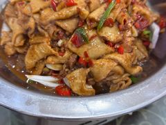 -湖南人家湘菜馆(镇江路店)