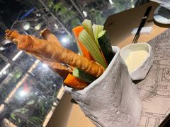 笔筒色拉-穹六人间 people 6(岳阳路店)