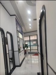 点击看大图 -蕾特恩专业祛痘·皮肤管理