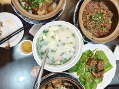-红星光发煲仔饭(文海店)