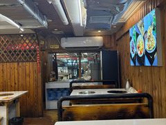 -老东镇啤酒屋海鲜加工·蒸汽海鲜·海鲜烧烤(台东店)
