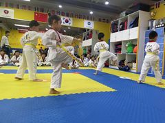 -哈喽实战跆拳道·跳绳·体能(慈云寺馆)