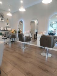 -巴黎拉斐派瑞美发沙龙