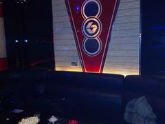 -歌莱美KTV x 星唱纯K·联名店(长虹路店)