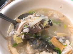 鱼粥-官塘锋记鱼生·生腌·砂锅粥(牌坊街店)