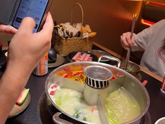 -晓宇重庆火锅(西安荟聚店)