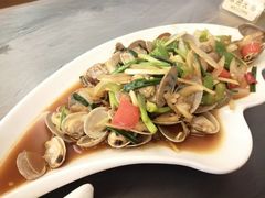 -覃记海鲜美食餐厅