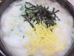 年糕雪浓汤-神仙雪浓汤(明洞店)