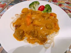 特价咖喱牛腩饭意粉-香港新曜记茶餐厅(万泰城店)