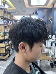 -藤野造型·专业烫染店