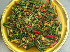 -有红鸡毛店·川菜(建设路店)