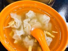 小馄饨-大龙汤包
