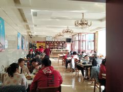 大堂-相聚青山餐厅(阎河路店)