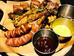 烤肉拼盘-TAMATI(巴黎贝甜韩式西餐厅店)