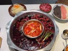 -卤校长老火锅(杨家坪直营店)