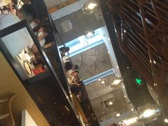 -密友回转自助火锅(世茂国际广场店)