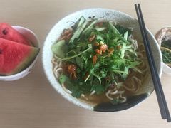 -窦店服务区-停车场