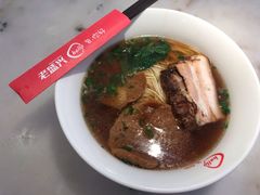 焖肉面-老盛兴汤包馆(华灵店)