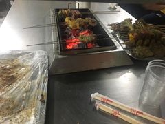 -老广烧烤(骆驼山康馨园店)