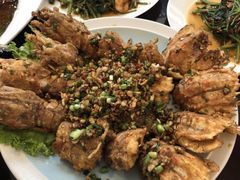-大树下海鲜饭店