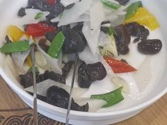 -哈啾嗨·蒙文化主题餐厅(京汉新城店)