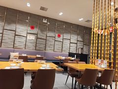 -乐忻皇朝(上海中心大厦店)