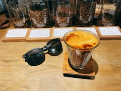 -Metal hands·铁手咖啡