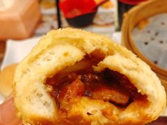 酥皮焗叉烧包-添好运点心专门店(深水埗店)