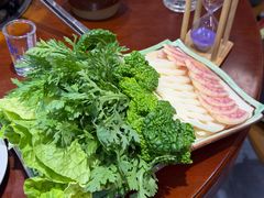 -菌之家·专业纯野生菌火锅·特色炒菌
