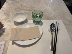 -港丽餐厅(高德置地店)