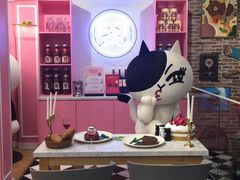 -LINE FRIENDS Garosu-gil Flagship Store