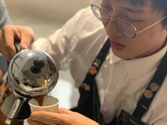 -星巴克(港汇1号办公楼店)
