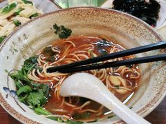 -金杨拉面王小吃面馆·牛三宝面·红烧牛肉粉