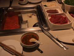 -海底捞火锅鲜切牛肉主题店(长寿路店)