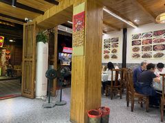 -华光驿站私房菜·黑金冠