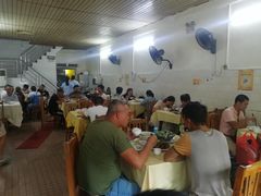 大堂-津津食品店