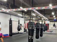 -FIGHTMAN格斗俱乐部(长宁临空店)