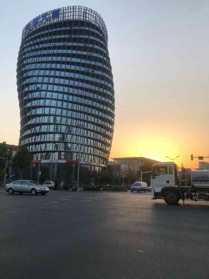 权金城(大兴绿地店)-"在绿地一期四楼特别好找 绿地没多大 人不.