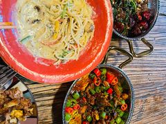 -SISTERS BAR RESTAURANT川意酒馆(嘉善老市H楼店)