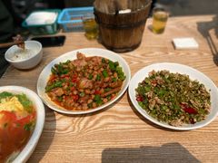 -雷祖芳老妈蹄花店