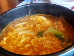 辛拉面-辛氏火炉·韩式古法烤肉(松北店)