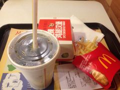 -麦当劳(新王府井店)