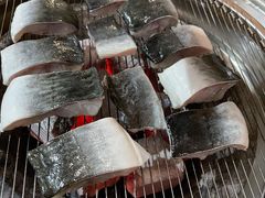 -围炉肉舍•炭烤活鳗•丹东海鲜烤肉(步行街店)