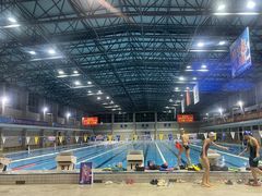 -奥冠体育华师附中恒温游泳馆