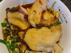 -大鱼山房鱼头火锅(老字号品质店)