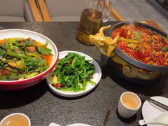 -万重锦·人文川菜馆(骡马市店)